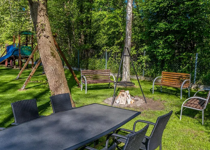 Апартаменты Apartamentowe Bravo Боболин