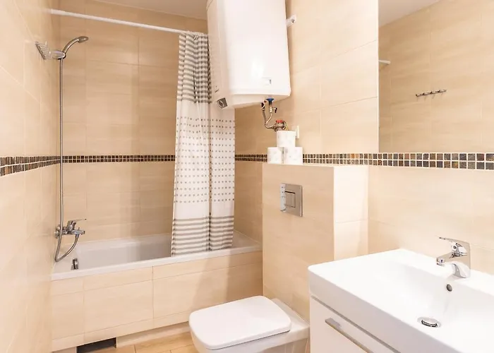 Апартаменты Apartamentowe Bravo Боболин